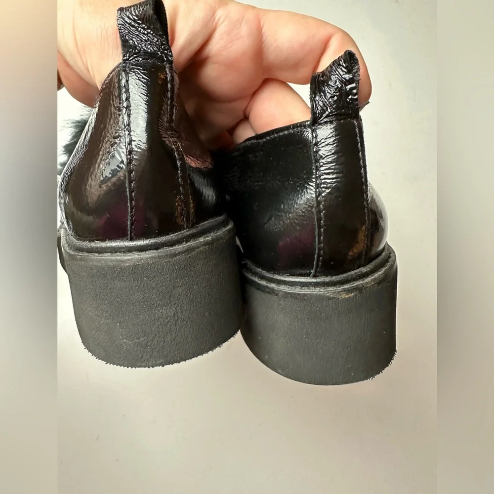 1874 By Walder Black Patent Leather Faux Fur Silver Chain Platform Loafers 39/8‎